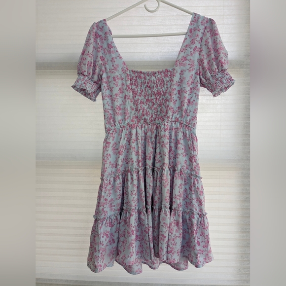 NWT TRIXXI Juniors' Floral-Print Smocked-Sleeve Dress Small - Picture 4 of 5